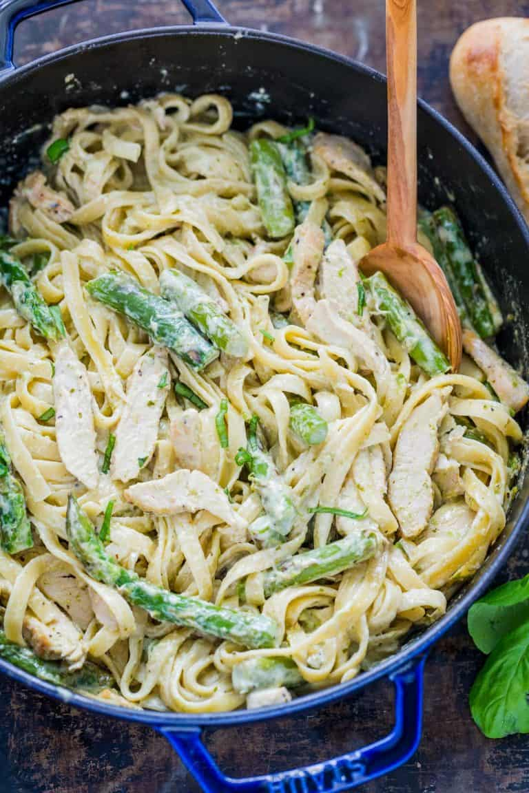 NEW!! Creamy Chicken Pesto Pasta