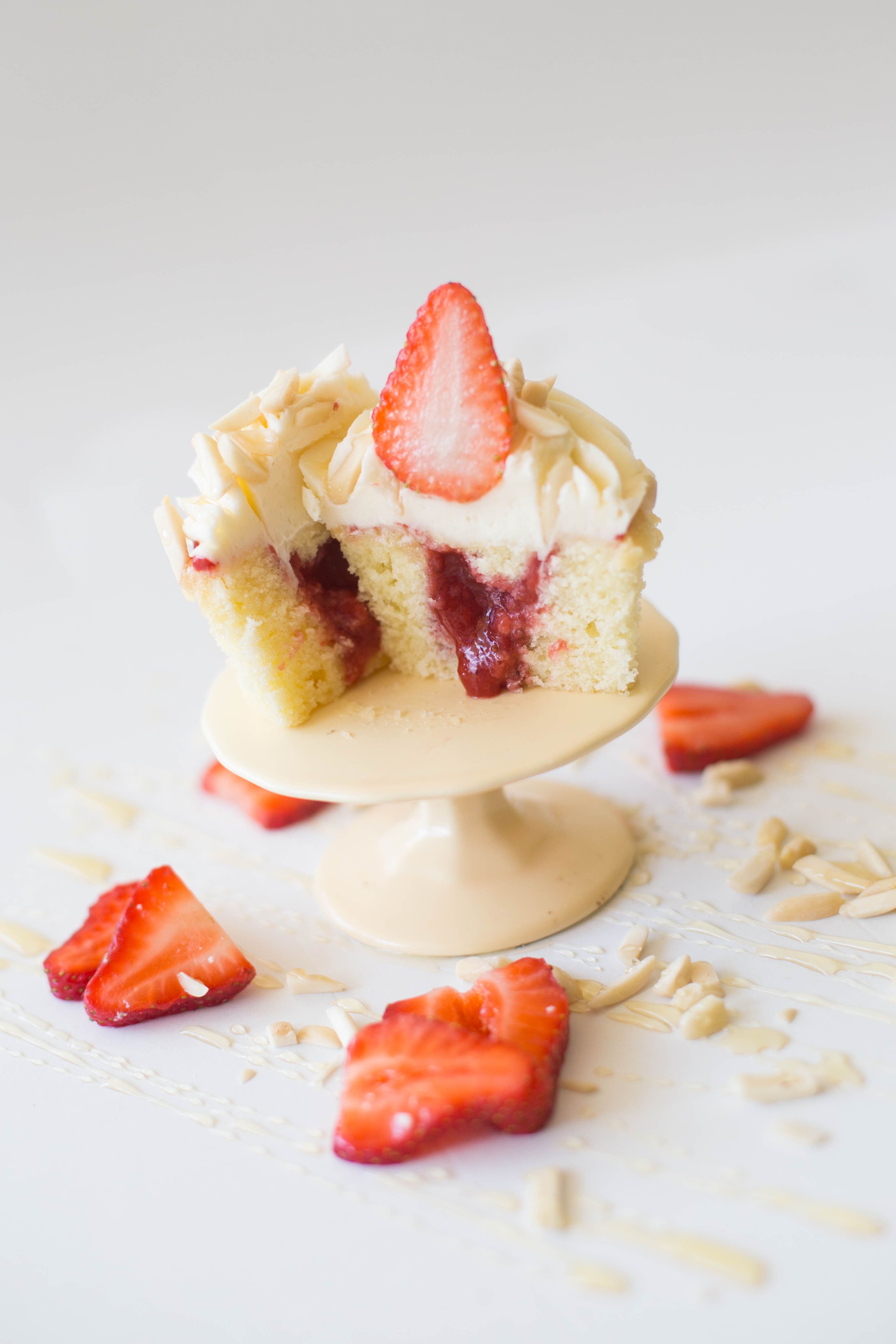 Derby Berry Cupcake (seasonal)