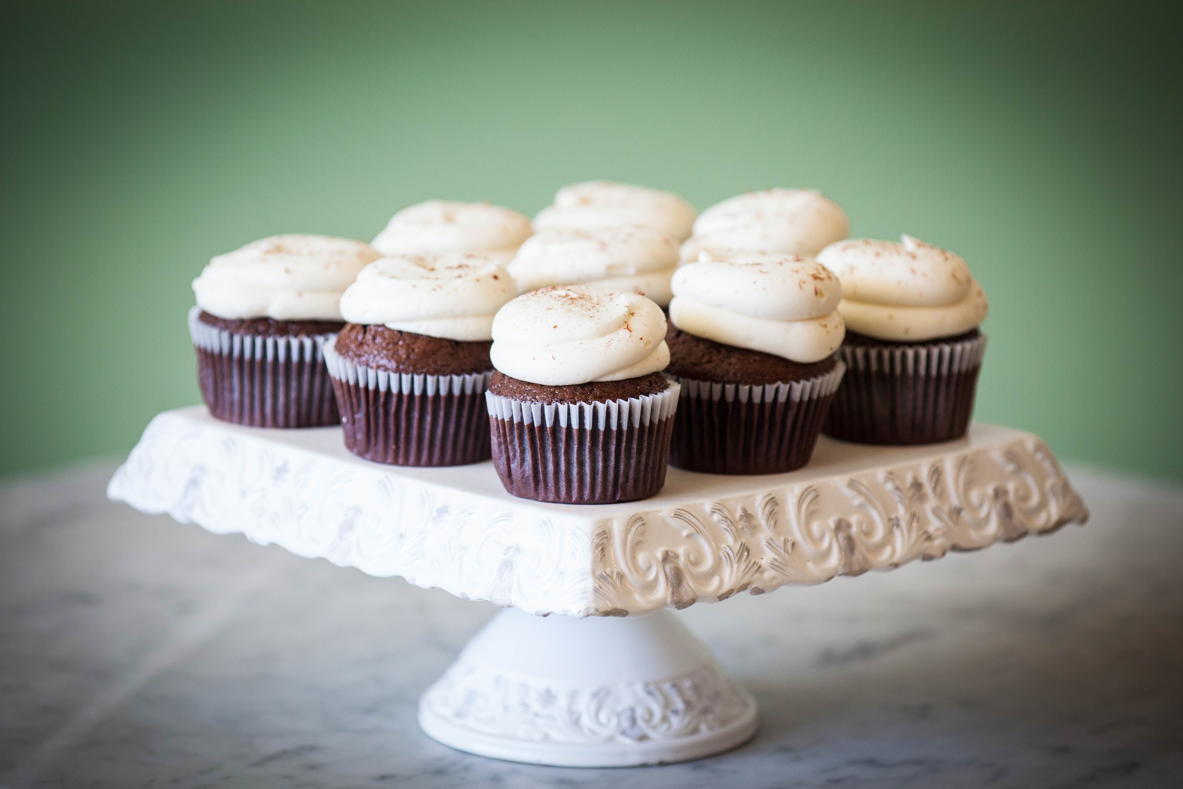 VGF Black & White Cupcake (seasonal)