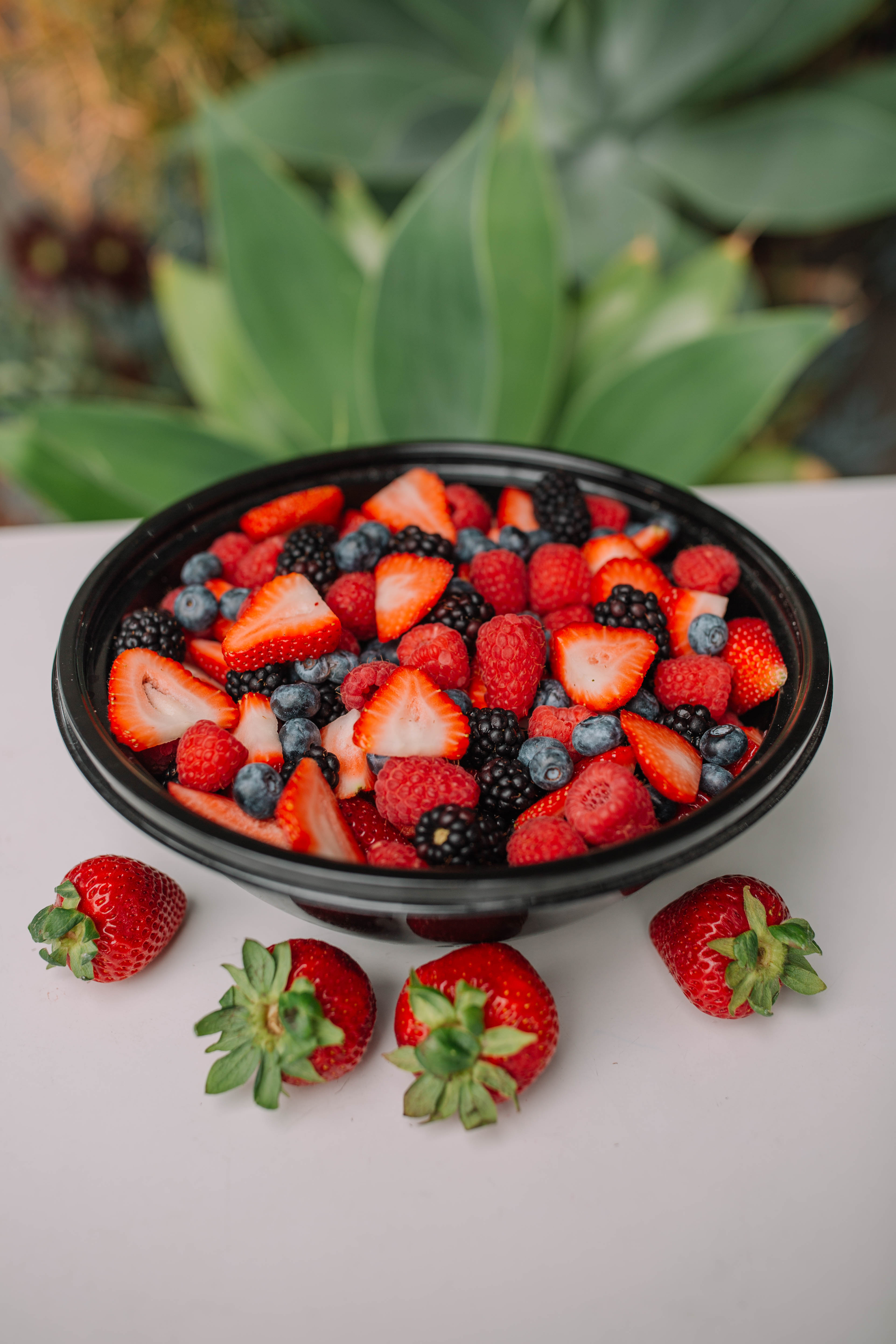 Berry Bowl (Feeds 15)